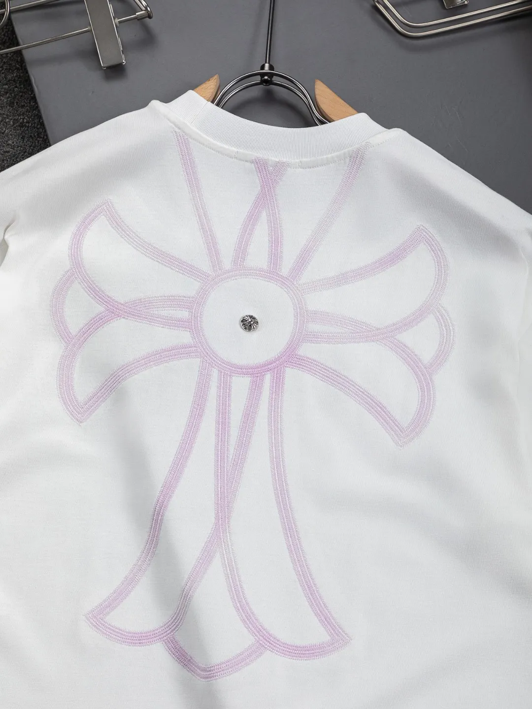 Chrome Hearts CH 26SS 💥 Classic 🪡 logo ✝️🪡 T ，Hot Sale ， ， Same Style， ！ ， Classic ， ， + ， ， ， ， ， ， ， ， ➕ ， ， Silver ， Classic ， ， ！ ， 、 ， ， 。 ！！ ， ， ， ， ！！ 100% ， Breathable， ， ， ， ， ， ， OS ， ， ， icon！ Premium ， ， ， ！ ：Black White Size：S-XL ： S： 50- 56- 70 M： 52- 57- 72 L： 54- 59- 74 XL： 56- 62- 76